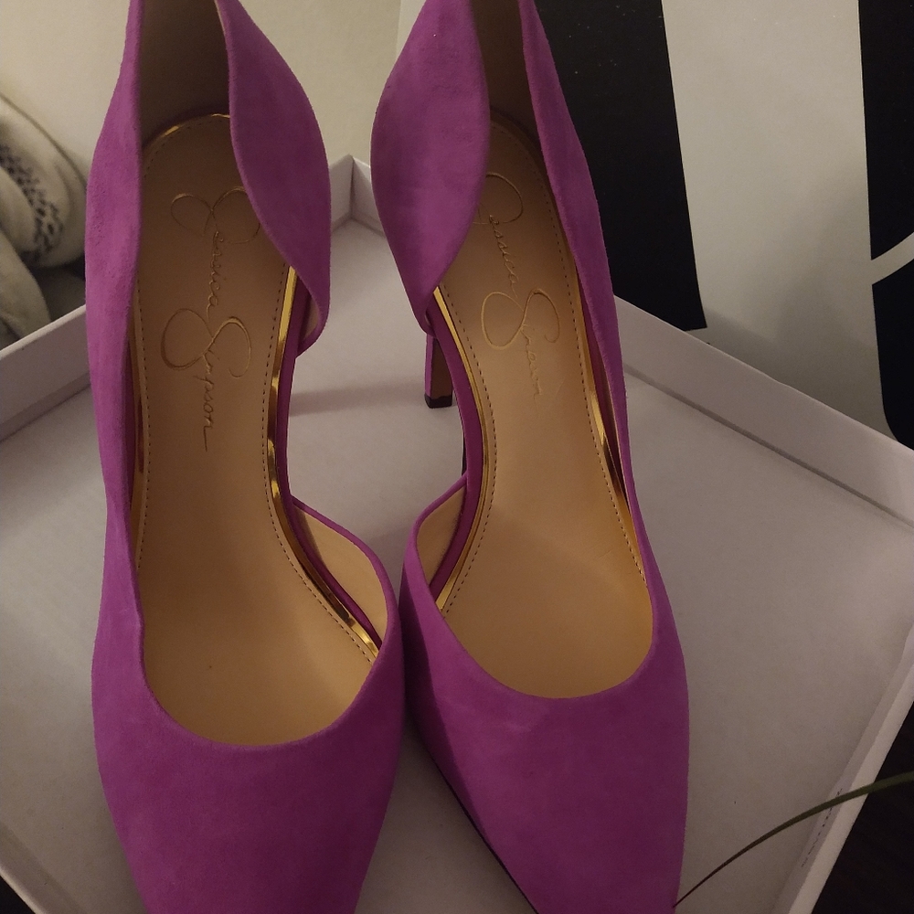 Women's shoes